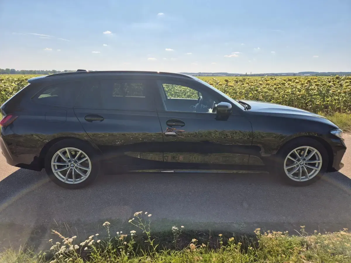Gebraucht BMW 318 Shadowline 150 PS (110 kW) 2023 Schwarz Kombi