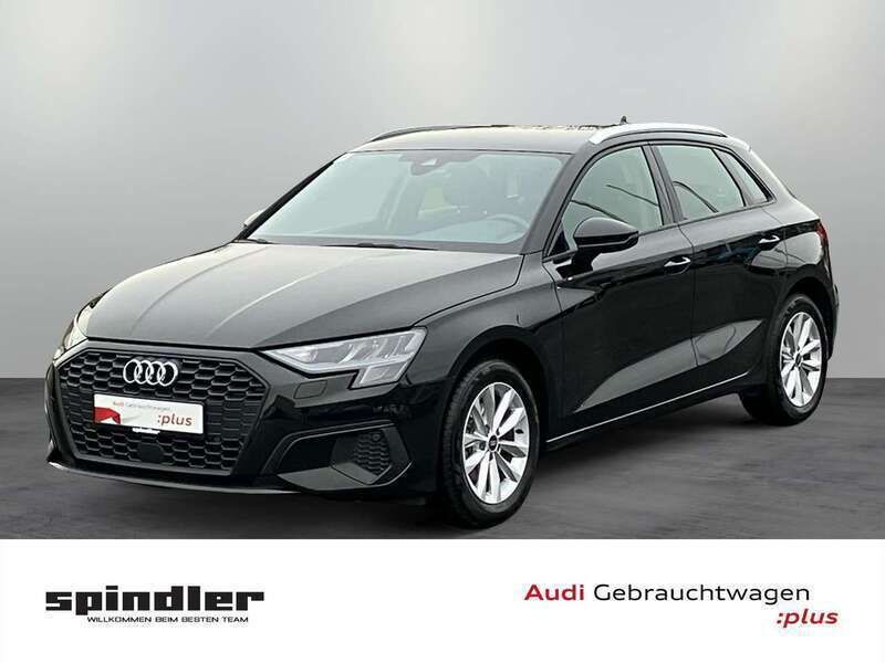 Mythosschwarz metallic Gebraucht 2023 Audi A3 Ambiente Limousine | 26.280 € (Superpreis) - Bild 1/4