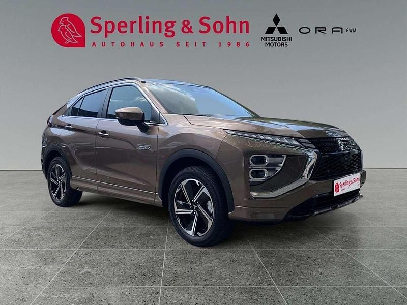 Gebraucht Mitsubishi Eclipse Cross Top 188 PS (138 kW) 2023 Bronze braun SUV