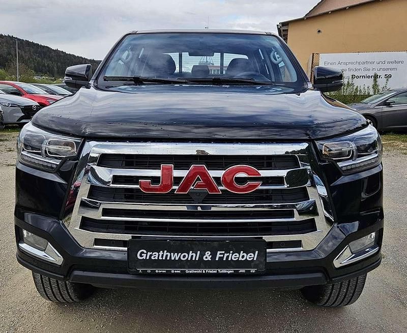 Neu JAC JS8 204 PS (150 kW) 2025 Schwarz SUV