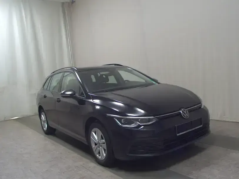 Gebraucht VW Golf VIII Life 150 PS (110 kW) 2023 Schwarz Kombi
