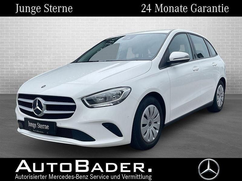 149 polarweiß Gebraucht 2020 Mercedes B180 Van / Kleinbus | 20.894 € (Guter Preis) - Bild 1/4