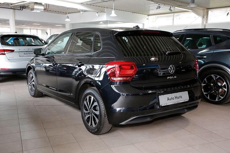Gebraucht VW Polo Active 95 PS (69 kW) 2021 Schwarz Limousine
