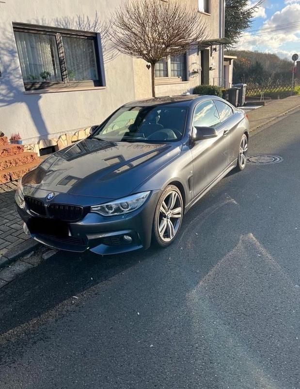 Grau Gebraucht 2014 BMW 425 M Sport Coupé | 13.999 € (Fairer Preis) - Bild 1/4