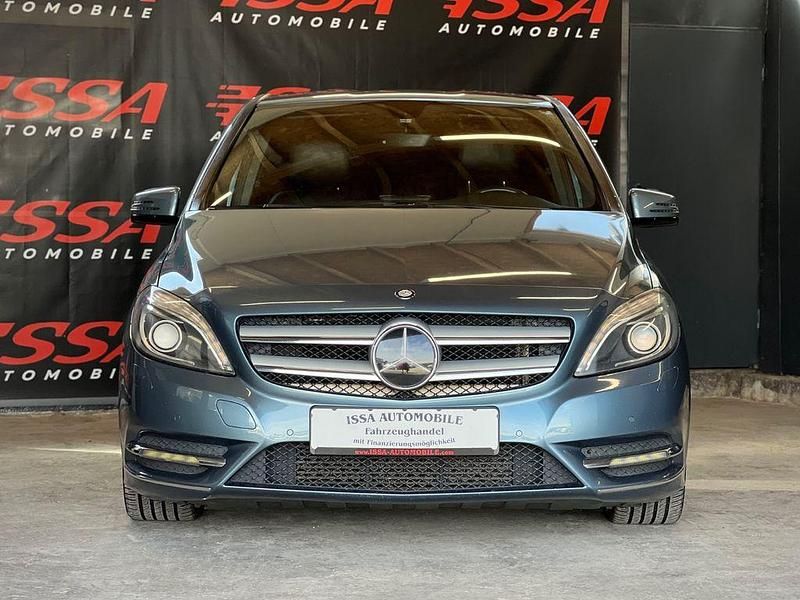Gebraucht Mercedes B220 AMG 170 PS (125 kW) 2013 Blau Kleinwagen