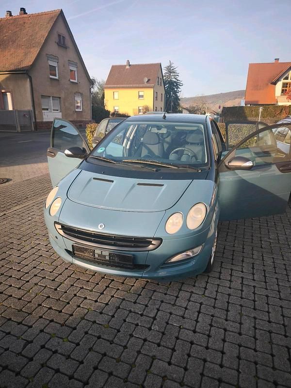 Grau Gebraucht 2006 Smart ForFour Kleinwagen | 1.350 € (Superpreis) - Bild 1/4