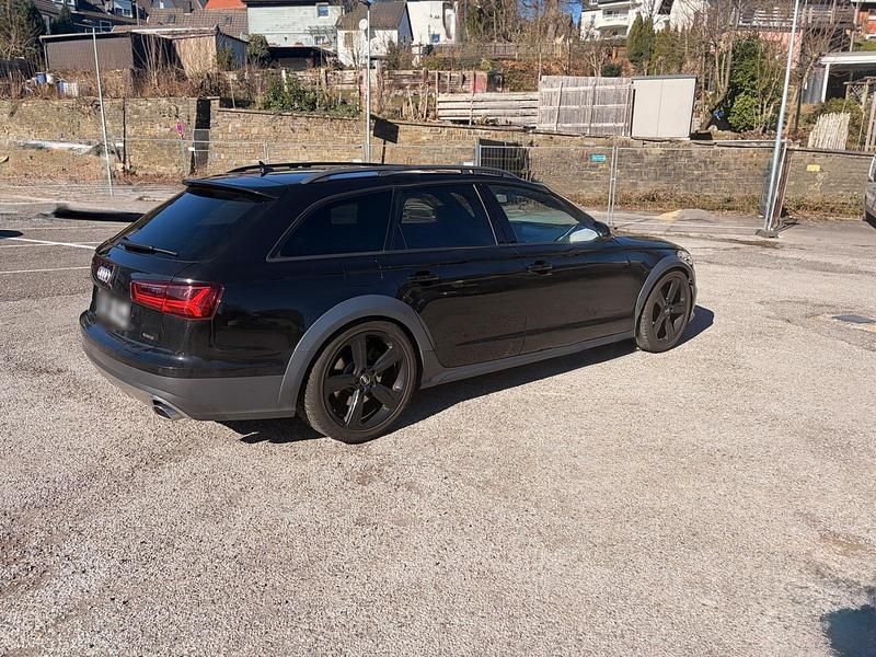 Gebraucht Audi A6 Allroad 218 PS (160 kW) 2018 Schwarz Kombi
