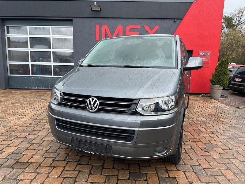 Gebraucht VW T5 140 PS (102 kW) 2014 Grau Van