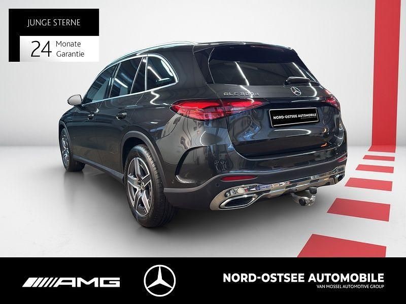 Gebraucht Mercedes GLC300 AMG 269 PS (197 kW) 2025 Metalliclack graphitgrau SUV