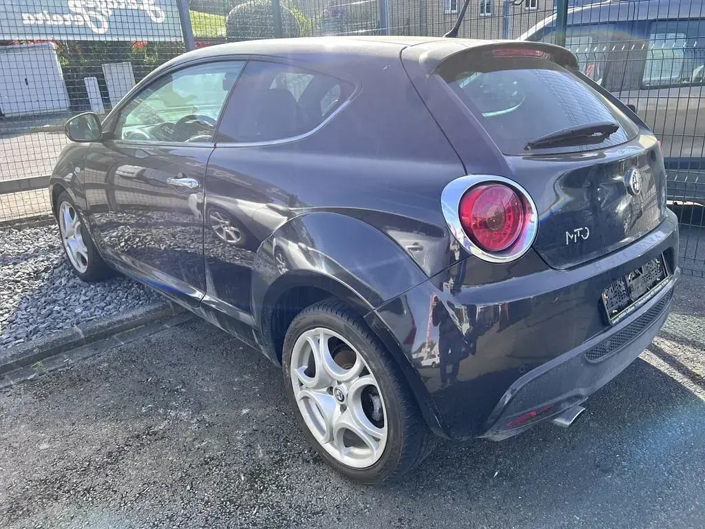 Gebraucht Alfa Romeo MiTo 84 PS (61 kW) 2011 Schwarz Kleinwagen