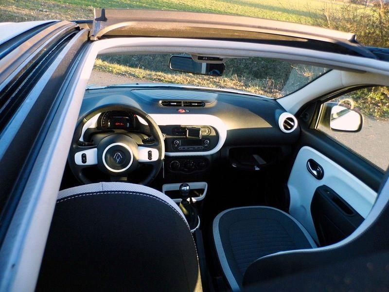 Gebraucht Renault Twingo 90 PS (66 kW) 2015 Weiß Kleinwagen