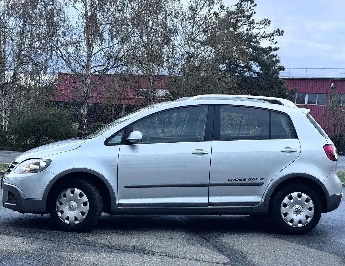 Gebraucht VW Golf VI 105 PS (77 kW) 2008 Kleinwagen