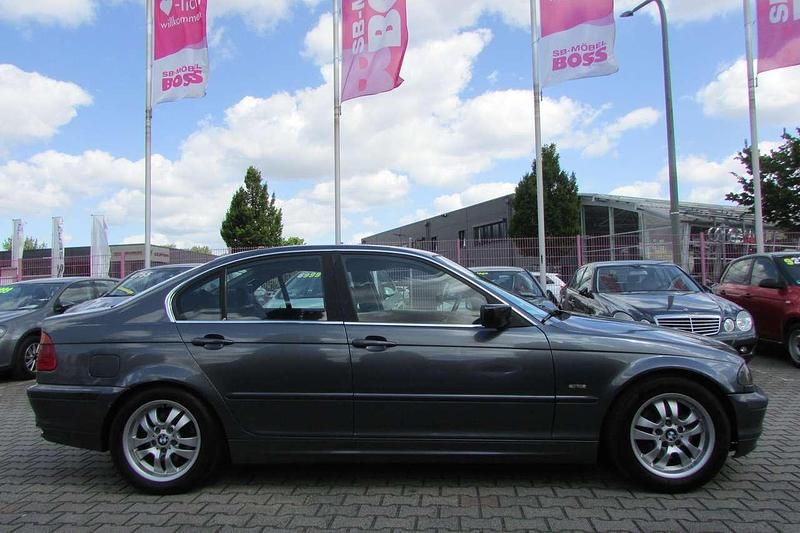 Gebraucht BMW 328 193 PS (141 kW) 1998 Grau Limousine