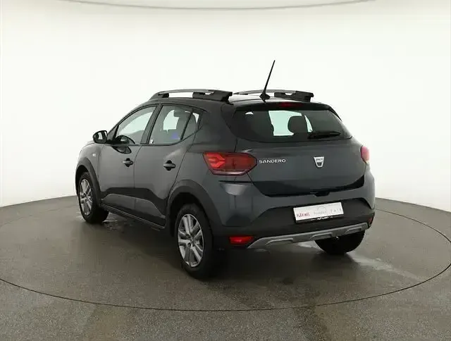 Gebraucht Dacia Sandero Stepway 110 PS (80 kW) 2023 Grau SUV