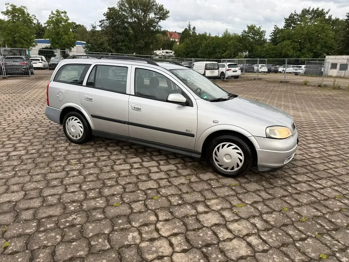 Gebraucht Opel Astra 100 PS (73 kW) 2003 Silber Kombi