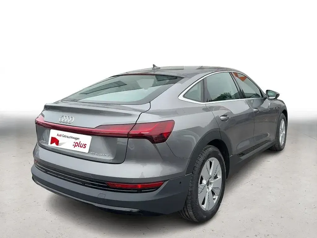 Second-hand Audi e-tron Sportback 230 kW (313 CP) 2022 Gri SUV