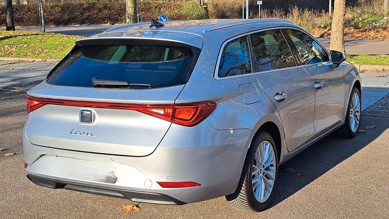 Gebraucht Seat Leon ST XCELLENCE 150 PS (110 kW) 2023 Silber Kombi