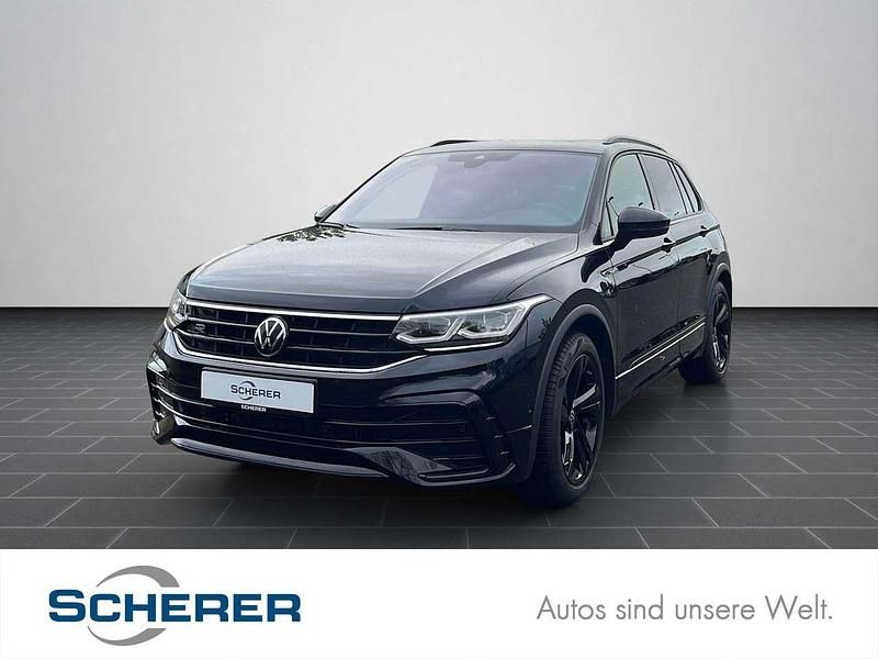 Schwarz (metallic) Gebraucht 2023 VW Tiguan IQ Drive SUV | 36.480 € (Etwas zu teuer) - Bild 1/4