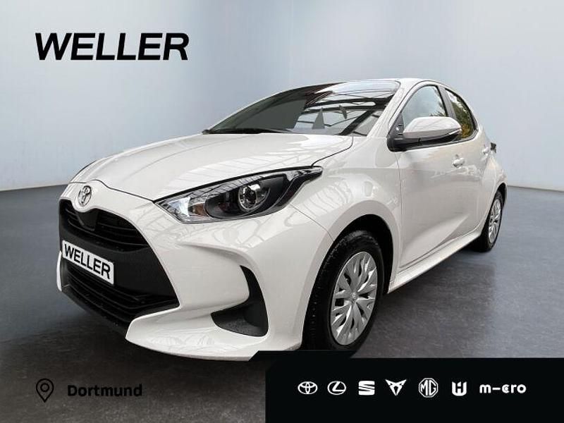 Neu Toyota Yaris Hybrid 116 PS (85 kW) 2025 Weiss Kleinwagen