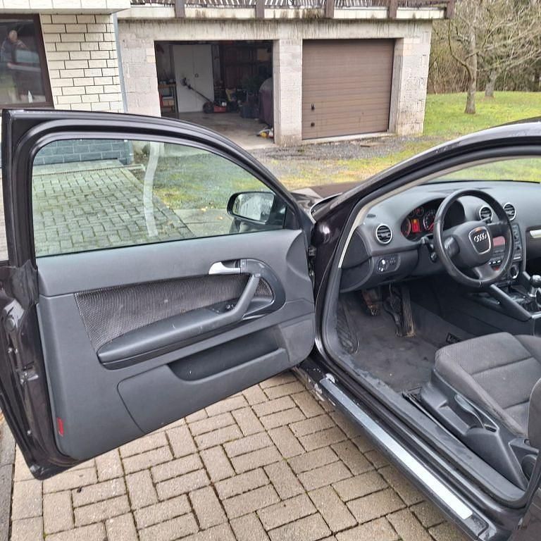 Gebraucht Audi A3 Attraction 140 PS (102 kW) 2007 Grau Kleinwagen