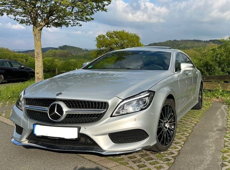 Silber Gebraucht 2017 Mercedes CLS350 AMG Limousine | 36.200 € (Teuer) - Bild 1/4