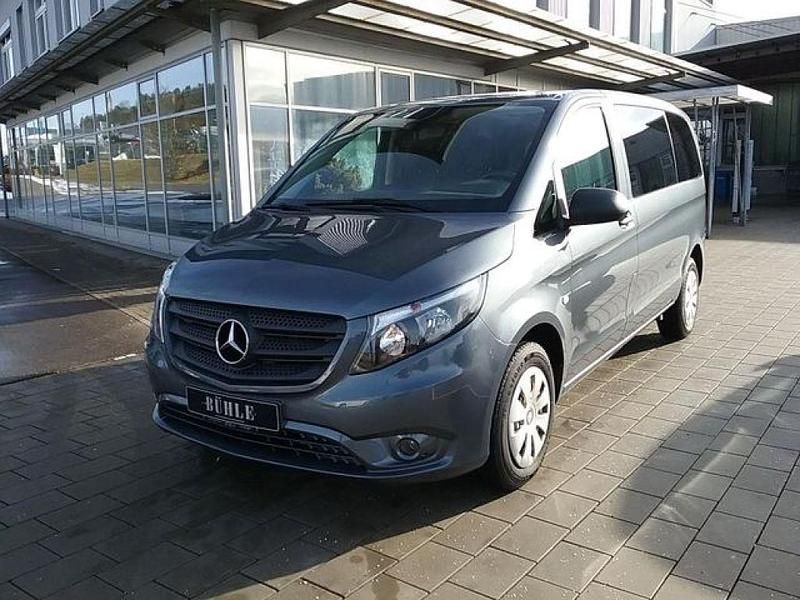 Gebraucht Mercedes Vito 163 PS (119 kW) 2016 Flintgrau metallic (metallic) Van