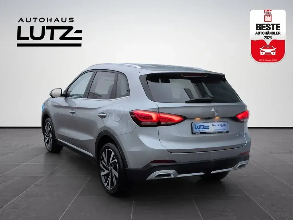 Neu MG ZS Luxury 197 PS (144 kW) 2026 Silber SUV