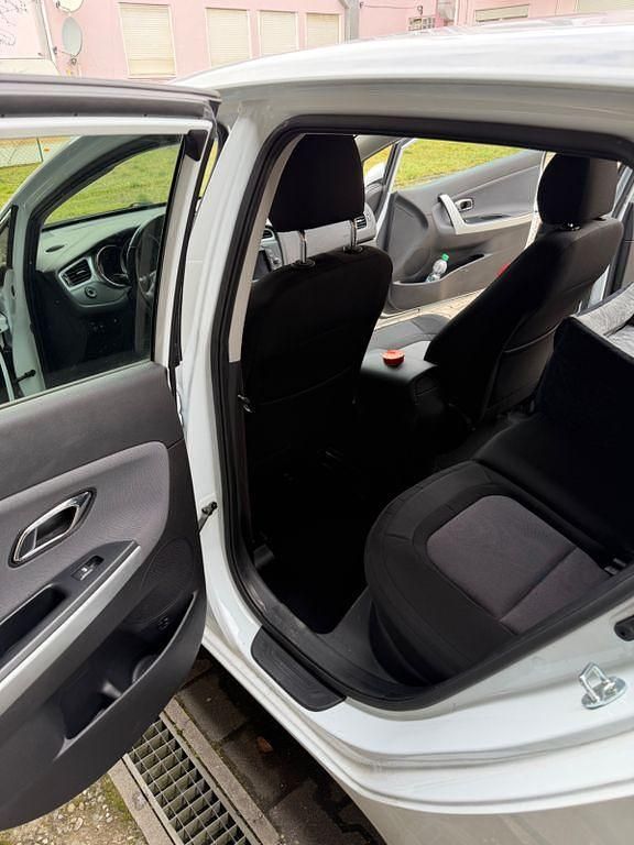 Gebraucht Kia Ceed DREAM-TEAM Edition 136 PS (100 kW) 2015 Weiß Kleinwagen