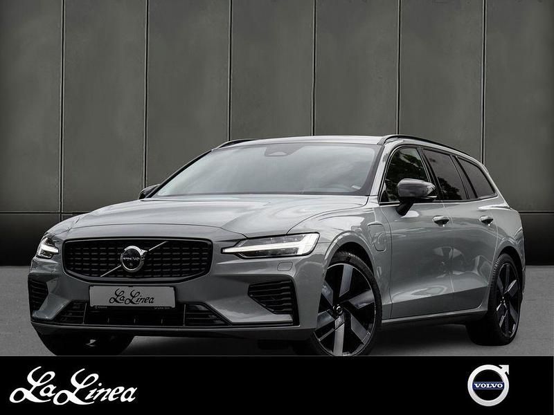 Grau Gebraucht 2024 Volvo V60 Ultra Kombi | 47.860 € (Teuer) - Bild 1/3