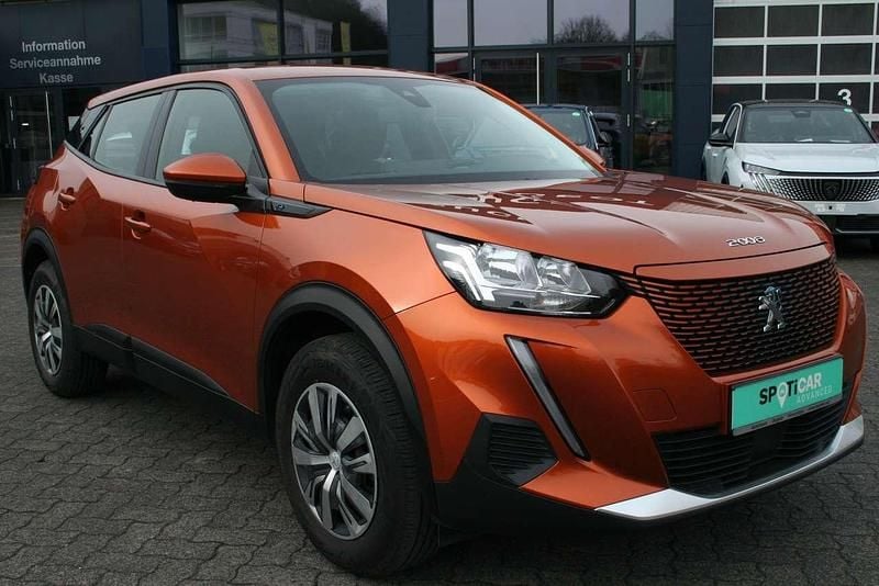Second-hand Peugeot e-2008 Active 100 kW (136 CP) 2021 Portocaliu SUV