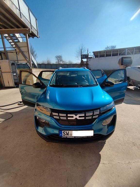 Blau Gebraucht 2022 Dacia Spring Essentiel Kleinwagen | 10.500 € (Fairer Preis) - Bild 1/4