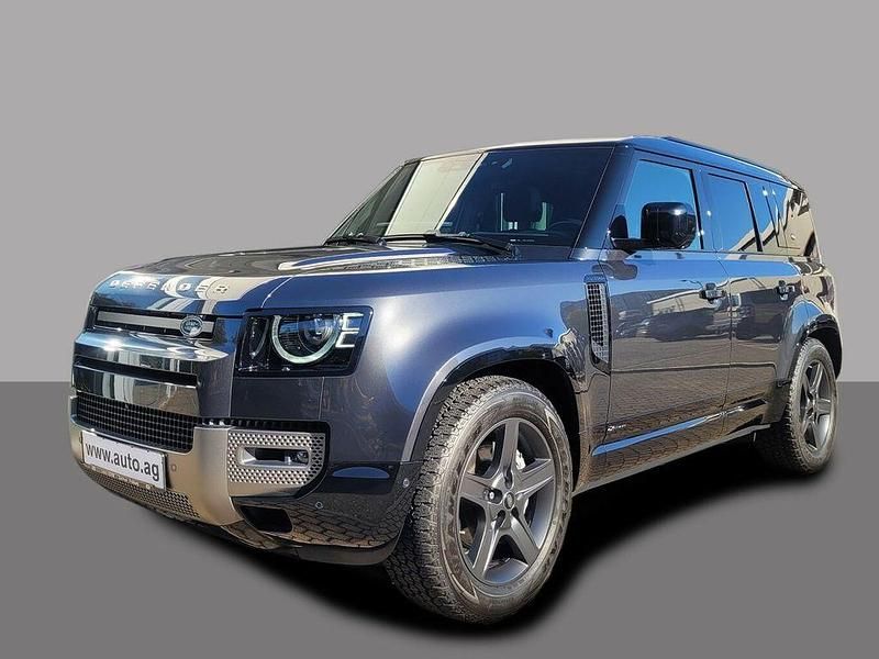 Grau Gebraucht 2021 Land Rover Defender SE Dynamic SUV | 68.644 € (Etwas zu teuer) - Bild 1/4