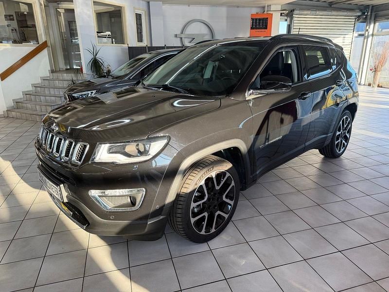 Gebraucht Jeep Compass Limited 150 PS (110 kW) 2020 Schwarz SUV