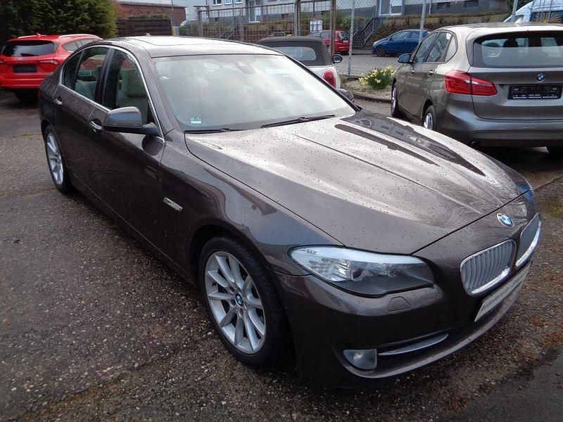 Gebraucht BMW 550 Performance 408 PS (300 kW) 2012 Havanna metallic Limousine