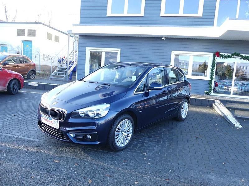 Gebraucht BMW 220 Luxury Line 192 PS (141 kW) 2015 Blau Kombi