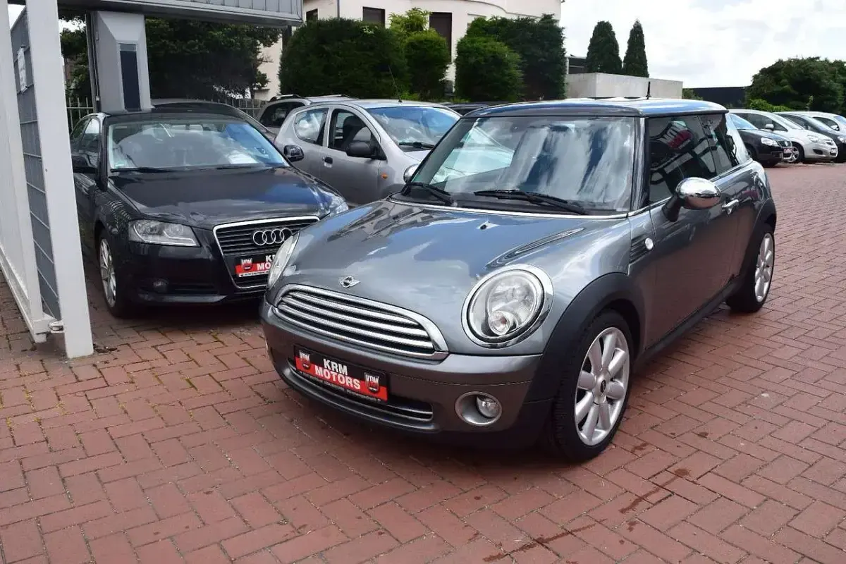 Gebraucht Mini Cooper 116 PS (85 kW) 2010 Grau Kleinwagen