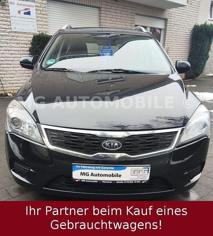 Gebraucht Kia Ceed Sportswagon 90 PS (66 kW) 2013 Schwarz Kombi
