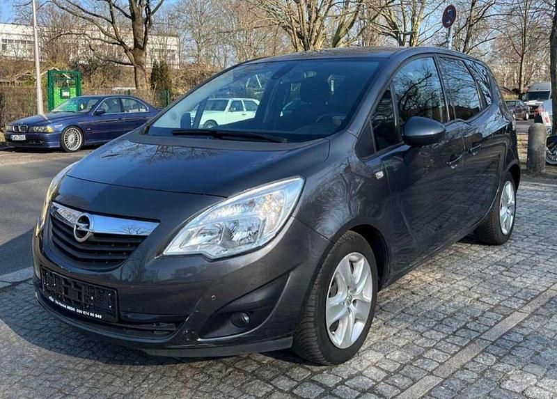 Gebraucht Opel Meriva Design Edition 101 PS (74 kW) 2012 Karbongrau Van / Kleinbus