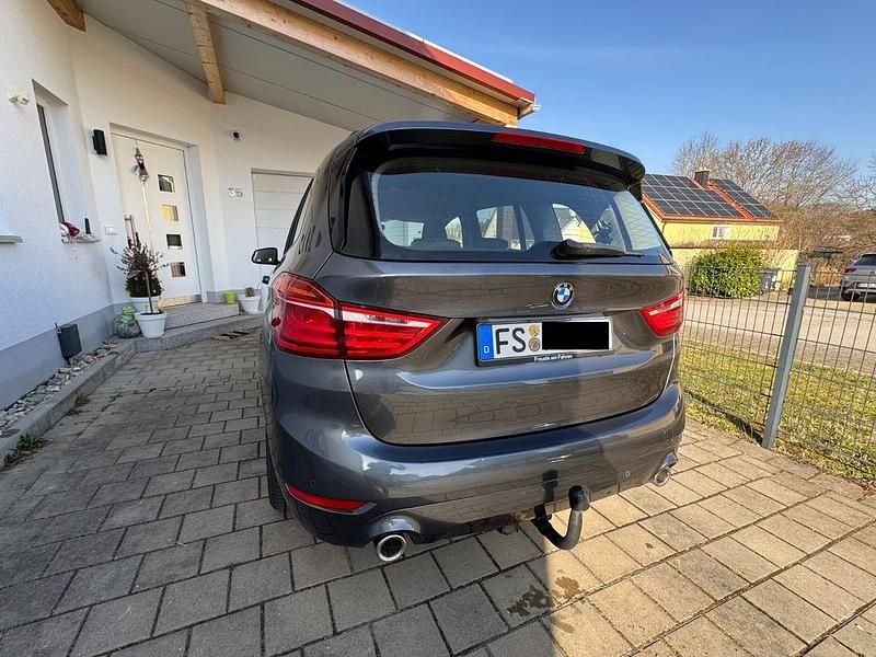 Gebraucht BMW 218 Gran Tourer Advantage 150 PS (110 kW) 2018 Grau Van / Kleinbus