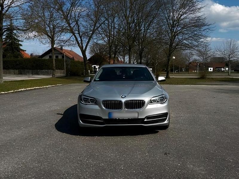 Gebraucht BMW 535 313 PS (230 kW) 2016 Silber Limousine