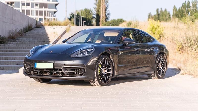 Schwarz Gebraucht 2021 Porsche Panamera 4S Sport Limousine | 70.210 € (Superpreis) - Bild 1/4