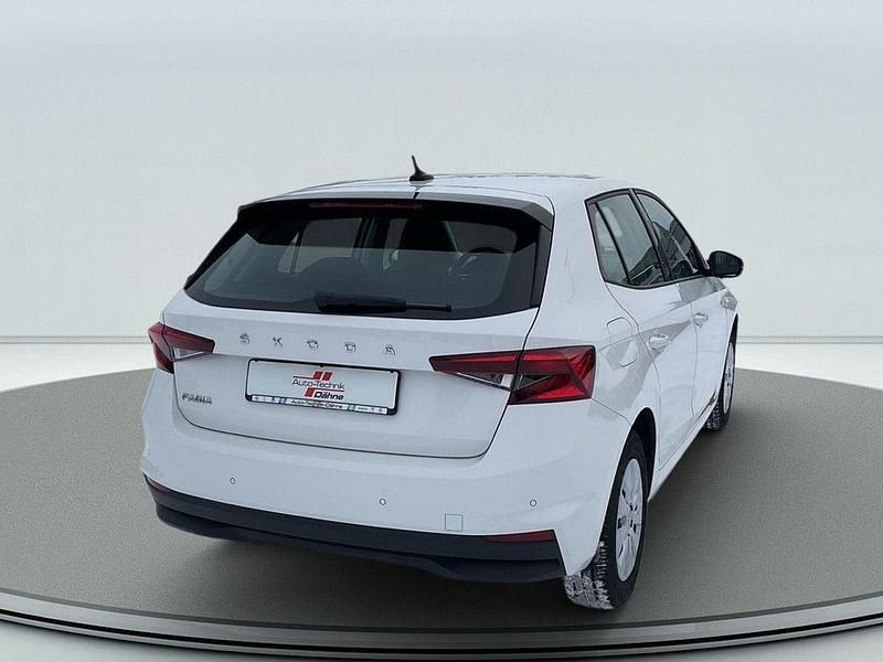 Gebraucht Skoda Fabia Ambition 65 PS (47 kW) 2022 Weiß Kleinwagen