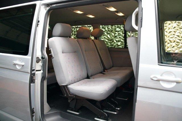 Gebraucht VW Caravelle 131 PS (96 kW) 2006 Grau Van / Kleinbus