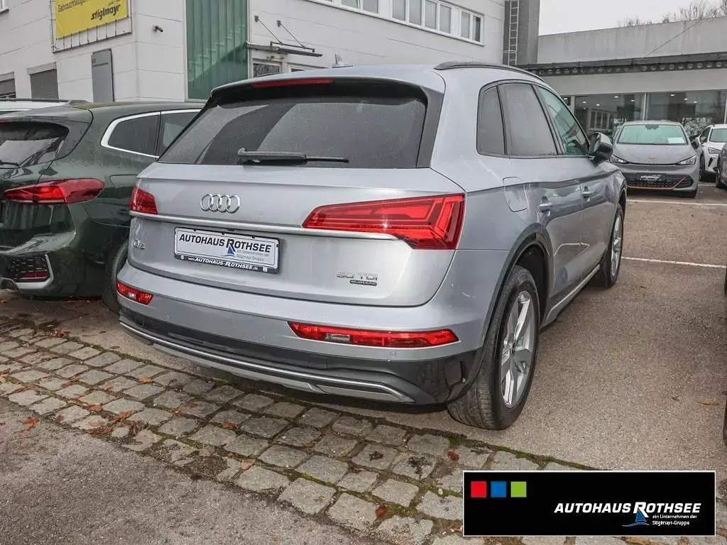 Używany Audi Q5 Advanced 286 KM (210 kW) 2022 Srebrny SUV