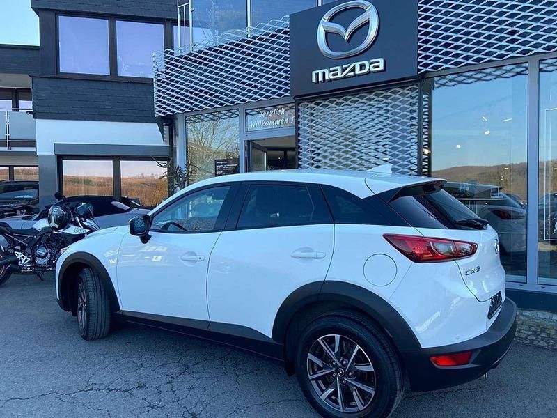 Gebraucht Mazda CX-3 Center-Line 121 PS (88 kW) 2019 Purweiß SUV