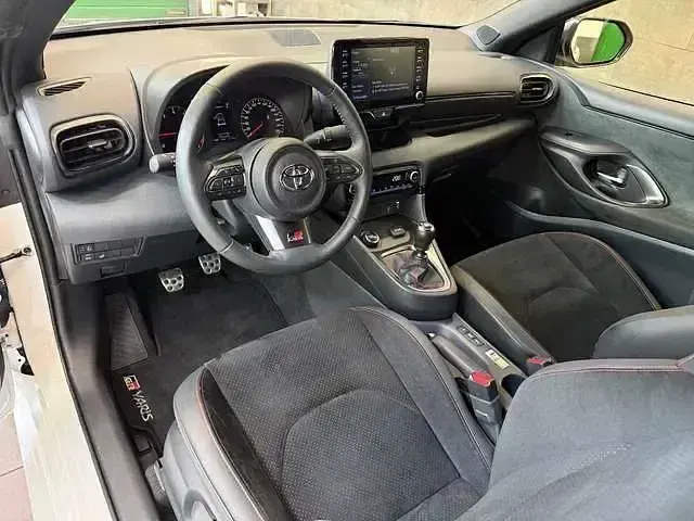 Gebraucht Toyota Yaris 261 PS (191 kW) 2024 Weiß Kleinwagen
