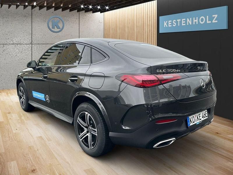 Gebraucht Mercedes GLC300e AMG 333 PS (244 kW) 2026 Lack graphitgrau Coupé