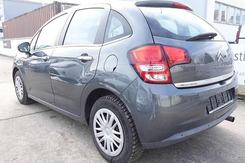 Gebraucht Citroën C3 SELECTION 95 PS (69 kW) 2012 Grau Limousine