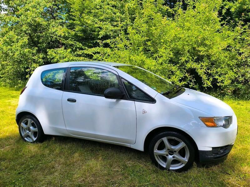 Weiß Gebraucht 2009 Mitsubishi Colt Kleinwagen | 2.000 € (Etwas zu teuer) - Bild 1/4
