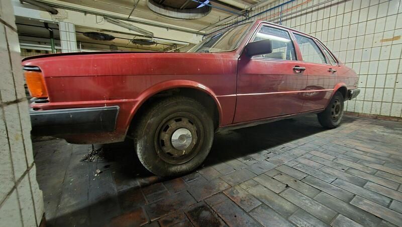 Rot Gebraucht 1985 Audi 80 Basis Limousine | 2.800 € - Bild 1/4